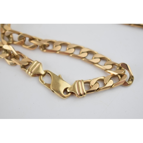 528 - 9ct gold curb link necklace / chain, 50.5cm long, 65.0 grams.