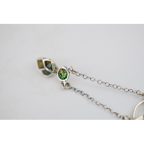 579 - Sterling silver lavalier pendant, Art Nouveau style, with enamelled decoration, modern, 9cm long.