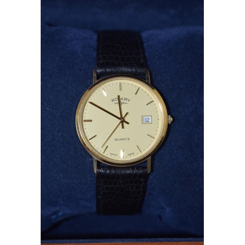 362 - A boxed 9ct gold gentleman's Rotary wristwatch. Hallmarked case and in it's original mahogany box. G... 