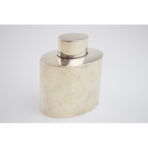 551 - Silver tea caddy, Birmingham 1892, 80.0 grams, 8cm tall.