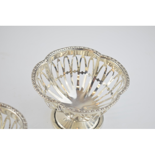 556 - A pair of silver bon bon dishes, Birmingham 1921, 88.5 grams (2), 9cm diameter.