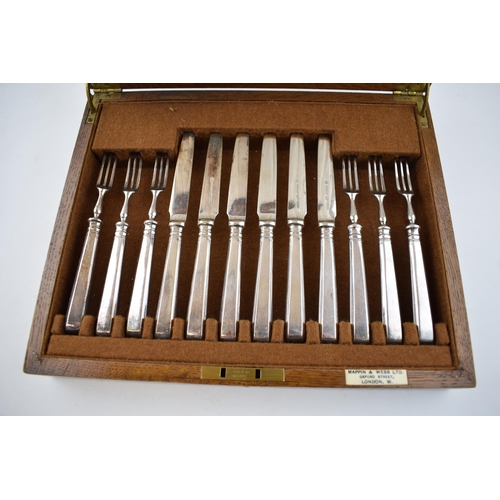 575 - A set of silver plated Mappin & Webb fruit set with 6 forks and 6 knives, boxed with key.