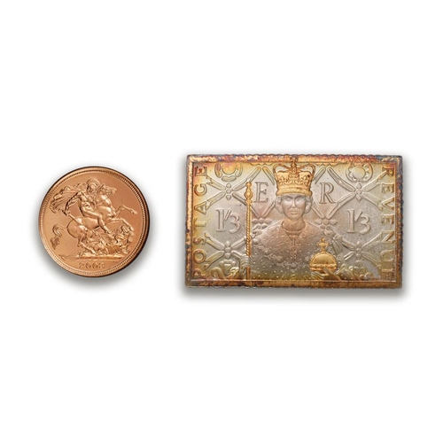 121 - FULL gold bullion sovereign Coronation set including silver gilt stamp ingot.  Cased with certificat... 