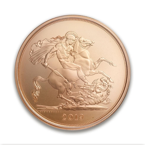 124 - Five sovereign / £5 22ct gold coin 2019, weight 40g.  With polished wooden presentation box, certifi... 