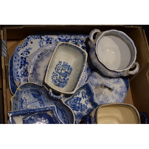 113 - A group of early 19th century British blue and white transfer printed pottery wares to include Spode... 