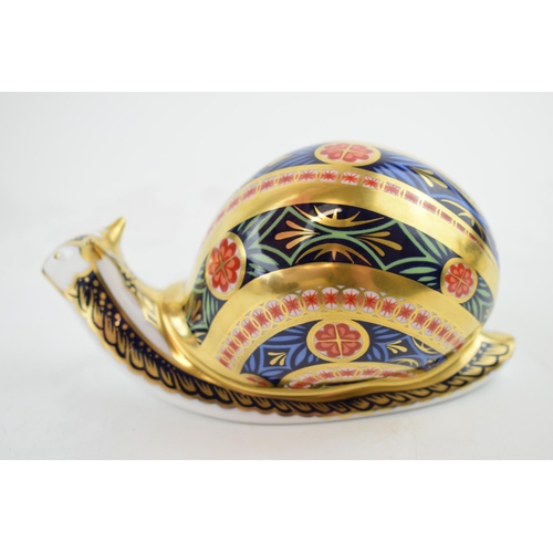 28 - Royal Crown Derby paperweight, Garden Snail, this is number 2,118 of a limited edition of 4,500, gol... 