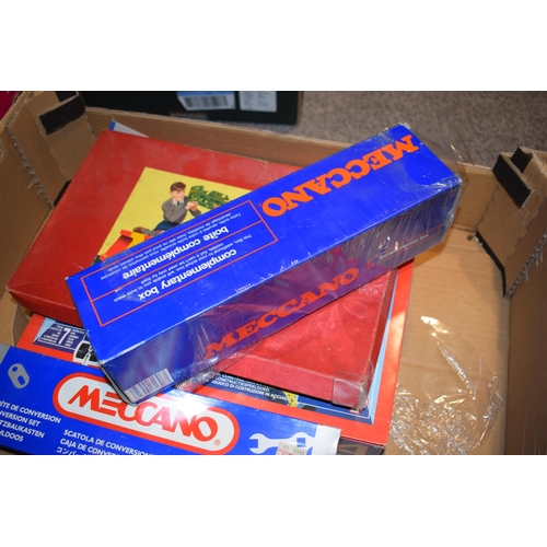 676 - A collection of vintage and contempory Meccano and Senior Trix sets to include Meccano box 4, C4 set... 