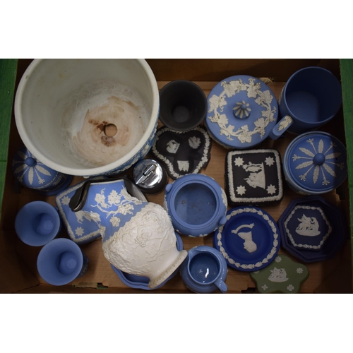 270 - A mixed collection of Jasperware to include Wedgwood, Adams and other similar makes to include a lar... 