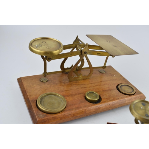 429 - Two set of Post Office scales with weights, Made in England  height 10cm (2)