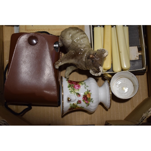 433 - A mixed collection of items to include a Beswick Koala, Old Country Roses miniature item, vintage ci... 