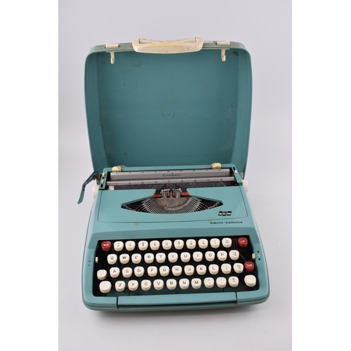 445 - Vintage Smith - Corona SCM 'Corsair' Typewriter in duck egg blue finish with original outer case. Wi... 