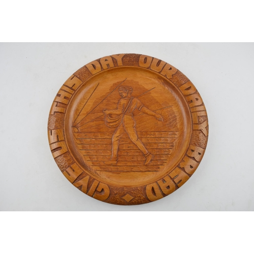 469 - A mid-20th century carved ‘Give Us This Day Our Daily Bread’ German bread board, c. 1940s. Paper lab... 