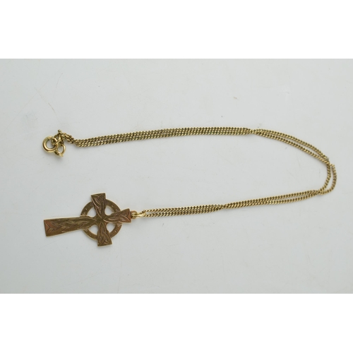 358 - 9ct gold hallmarked chain & 9ct cross, 40cm, 3.5g.