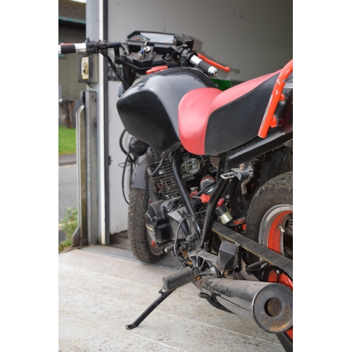 420 - Kawasaki EX305 - B5. 305cc E registration. 1987. Rare belt drive motorcycle. No current V5 certifica... 