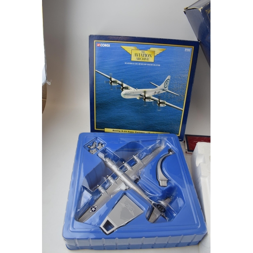 660 - Boxed Corgi Aviation Boeing B-29 Super Fortress Enola Gay - Collectors model with a Corgi State Land... 