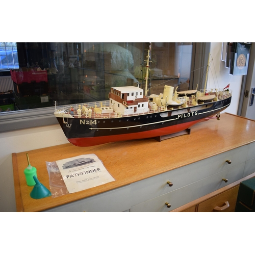 684 - PILOTS PATHFINDER No 14 Radio Controlled Boat. Good model of the Trinity House Ship. Length 110cm, H... 