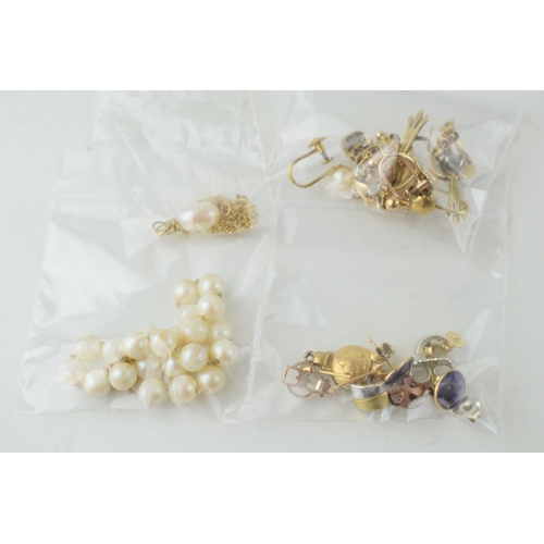 365 - 5 pairs of 9ct gold earrings 8.5g, 9ct gold chain with pearl pendant, cultured pearl bracelet & 9ct ... 