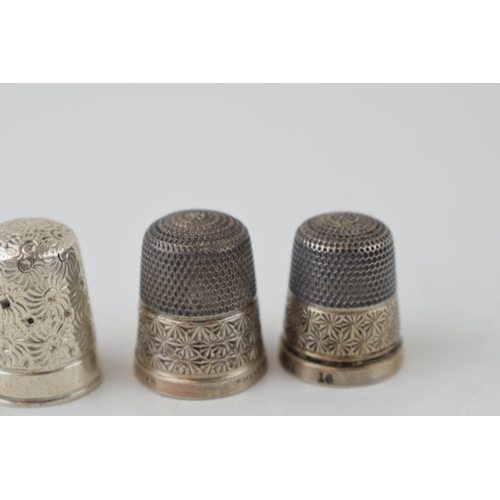 380 - A collection of hallmarked silver thimbles (4), combined 16.0 grams.