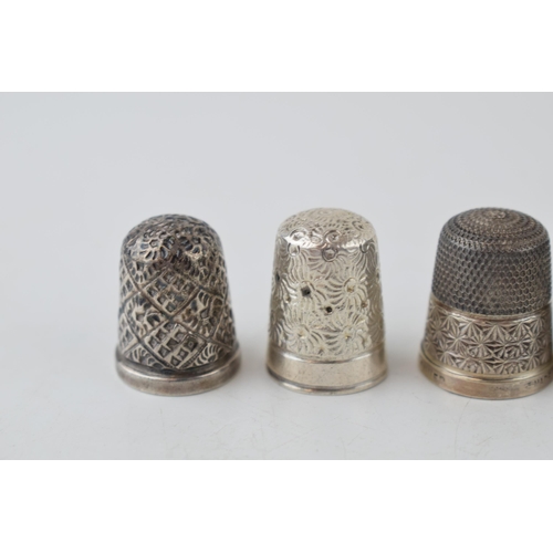 380 - A collection of hallmarked silver thimbles (4), combined 16.0 grams.