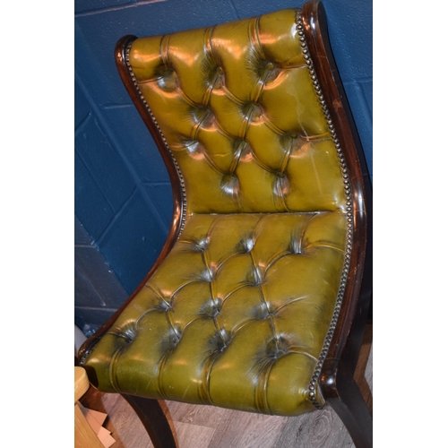 520A - Vintage chesterfield button back single chair in green leather. Height 86cm, width 54cm, height of s... 