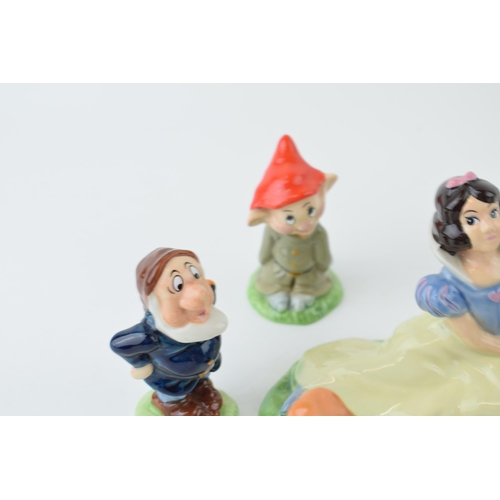 110 - Wade Snow White and the Seven Dwarves to include Snow White and 6 dwarves (7).