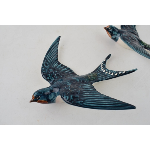 184 - Beswick swallow wall plaques to include 757-1 and 757-2 (2).