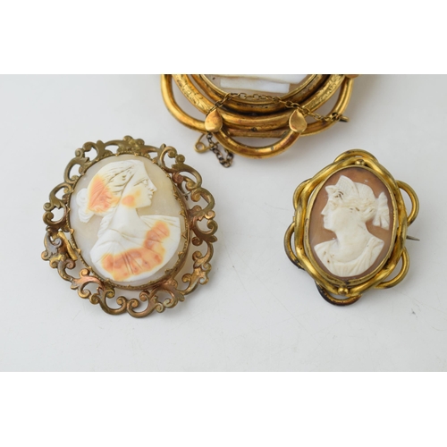 387 - 3 Victorian cameo brooches to include 2 of ladies and 1 other (3).