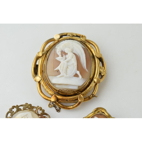 387 - 3 Victorian cameo brooches to include 2 of ladies and 1 other (3).