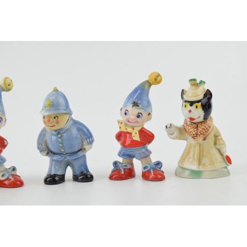 73 - Wade Noddy figures to include PC Plod, Noddy x 2 (1 restored) and 2 Mrs Fluffy Cat figures (5).