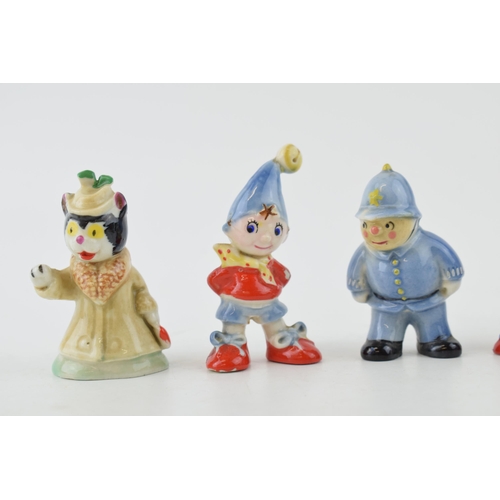 73 - Wade Noddy figures to include PC Plod, Noddy x 2 (1 restored) and 2 Mrs Fluffy Cat figures (5).