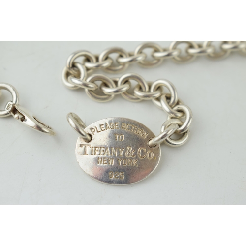 328 - Silver Tiffany & Co link necklace with Tiffany tag, 53.1 grams, 40.5cm long.