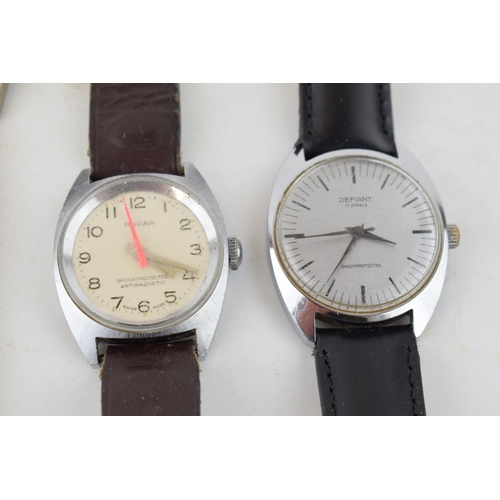 433 - A collection of vintage gentlemen's wristwatches to include examples by manufactures, Citizen, Alpen... 