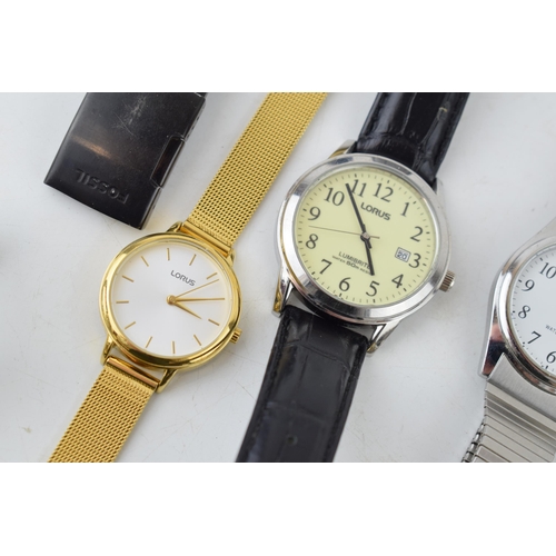 439 - A collection of vintage and contemporary ladies and gentlemen's wristwatches by Seiko Lorus and Foss... 