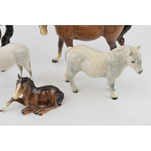 195 - Beswick to include a grey Shetland horse, a grey thoroughbred and 2 other brown horses (4).