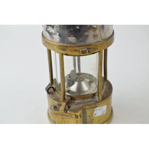 553 - Original vintage 'Eccles' Miners Protector Lamp & Lighting Co. Ltd. Type 6. Height 25cm.