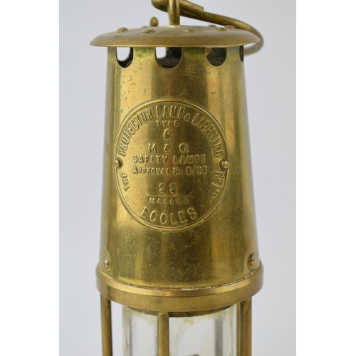 554 - Original vintage 'Eccles' Miners Protector Lamp & Lighting Co. Ltd. Type 6. Approval  No. B/28 Heigh... 