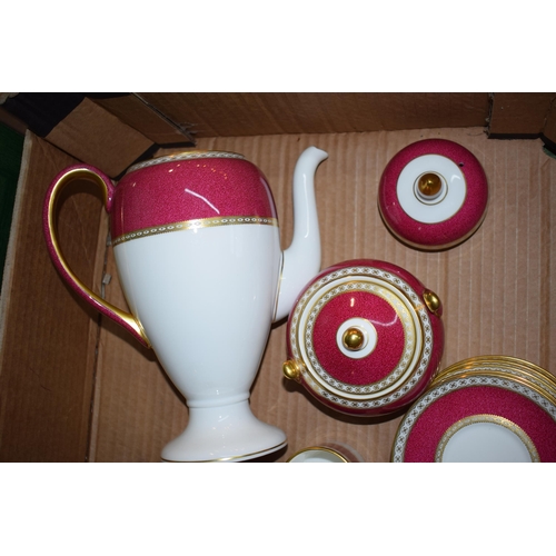 270 - A Wedgwood Ulander coffee service to include coffee pot, sandwich plate, 6 coffee cans and saucers, ... 