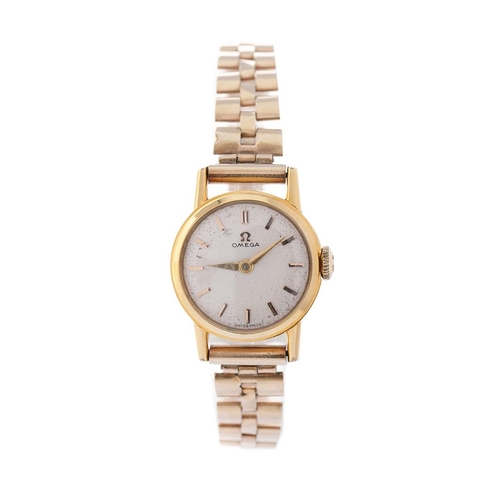 303 - Omega ladies manual wristwatch, 19mm, in gold plated case, on 9ct gold strap, gross weight 17.0 gram... 