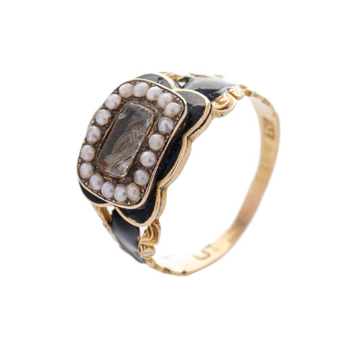 362 - 18ct gold Georgian mourning ring set pearls and enamelled decorating, hallmarks rubbed, 3.1 grams, s... 