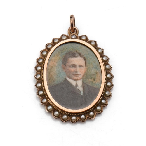 395 - 9ct gold cased miniature portrait of a suited gentleman, surrounded by pearls, gross weight 6.2 gram... 