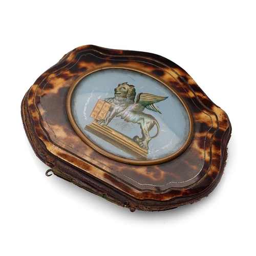 71 - Victorian Tortoise shell purse depicting Venetian Lion Emblem. Leather lining with satin. 8cm x 6cm.