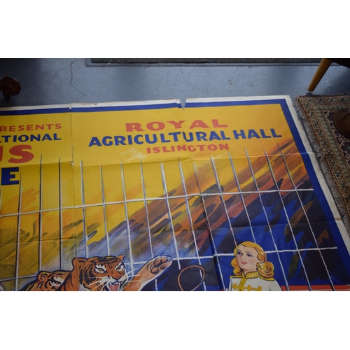 122 - Original William Wilson Colour Circus Poster Royal Agricultural Hall Islington 19th December 1939 - ... 