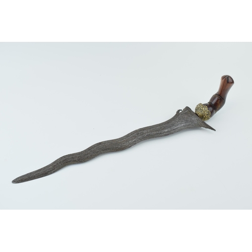 173 - c19th Sumatran or Malay Kris Keris Dagger with rosewood handle and brass mounts without scabbard 42c... 