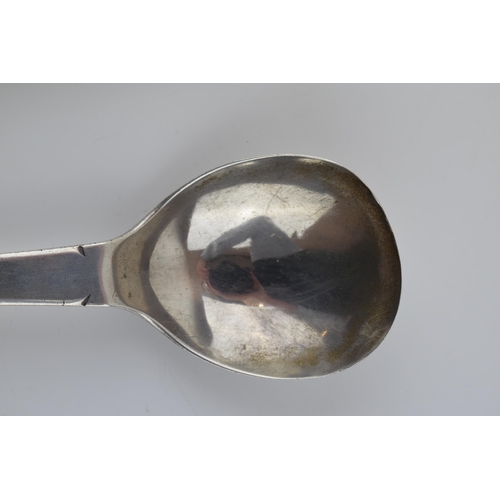 200 - Arts and Crafts style silver spoons, a pair, Hallmarked London 1899 'M & W'. 20cm. Weight 95.9 grams... 