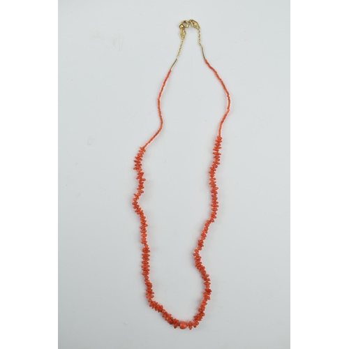 390 - An antique set of micro-carved coral beads, probably Georgian or later, re-strung with modern 18ct g... 