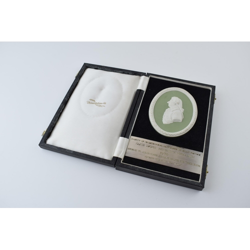 54 - Alice Davis Hitchcock Medallion 1970 Society of Architectural Historians Award to Andor Gomme & Davi... 