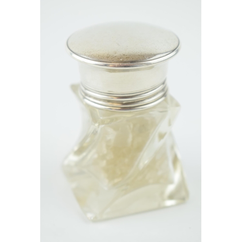 247 - Silver topped unique shape glass jar for smelling salts, with glass stopper, Birm 1933, BBS Ltd, 7cm... 