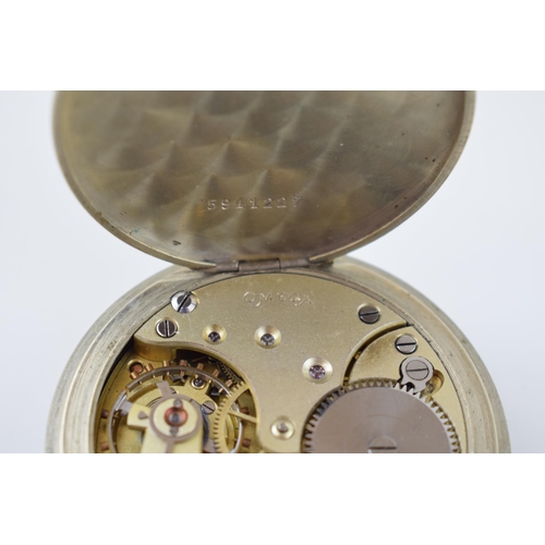 300 - An Omega WW1 Royal Flying Corps military issued pocket watch, broad arrow mark, 30 hour, non-luminou... 