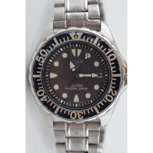 326 - Citizen Eco-Drive gentleman's Diver's wristwatch with luminous hour markers and rotating bezel date ... 