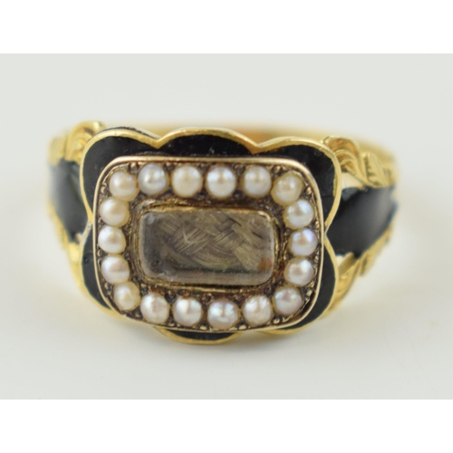 362 - 18ct gold Georgian mourning ring set pearls and enamelled decorating, hallmarks rubbed, 3.1 grams, s... 